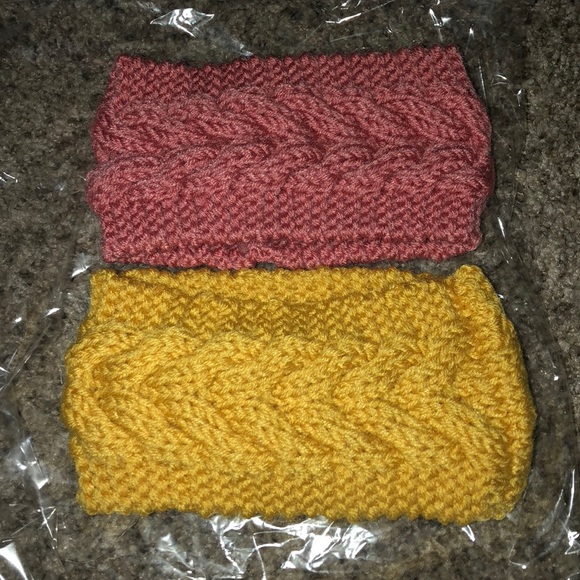 Bundle of 2 Beautiful Knitted Headbands - Picture 7 of 7